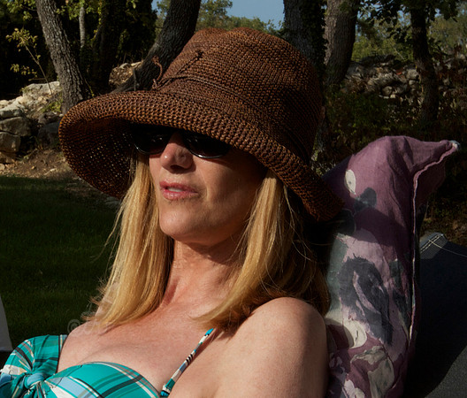 Mela hat