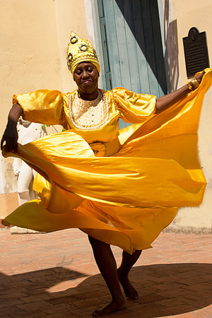 santorini dancers