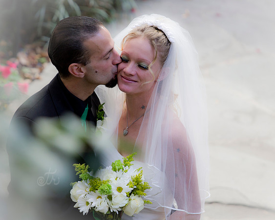 Courtyard kiss